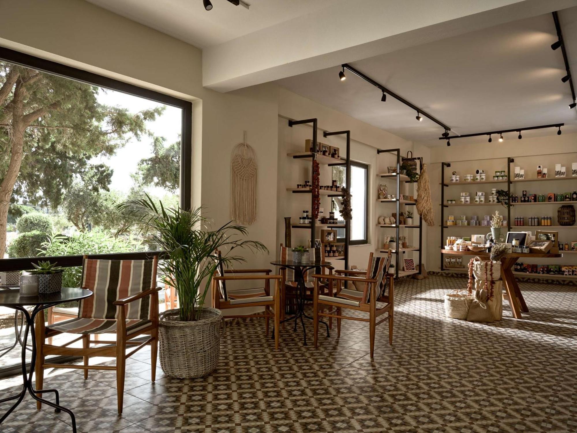 Numo Ierapetra Beach Resort Crete, Adults Only, Curio Collection Hilton Bagian luar foto